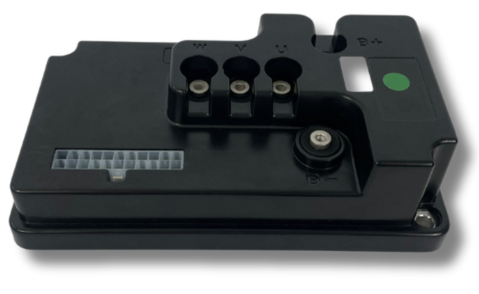 SPLIFT-M: the compact and intelligent DC motor controller for electric vehicles